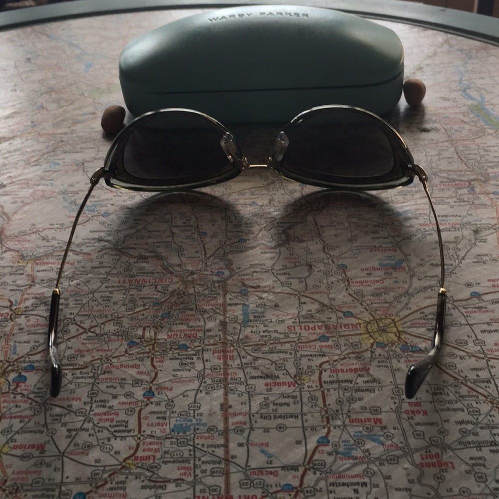 Sunglasses - Picture 10 of 11
